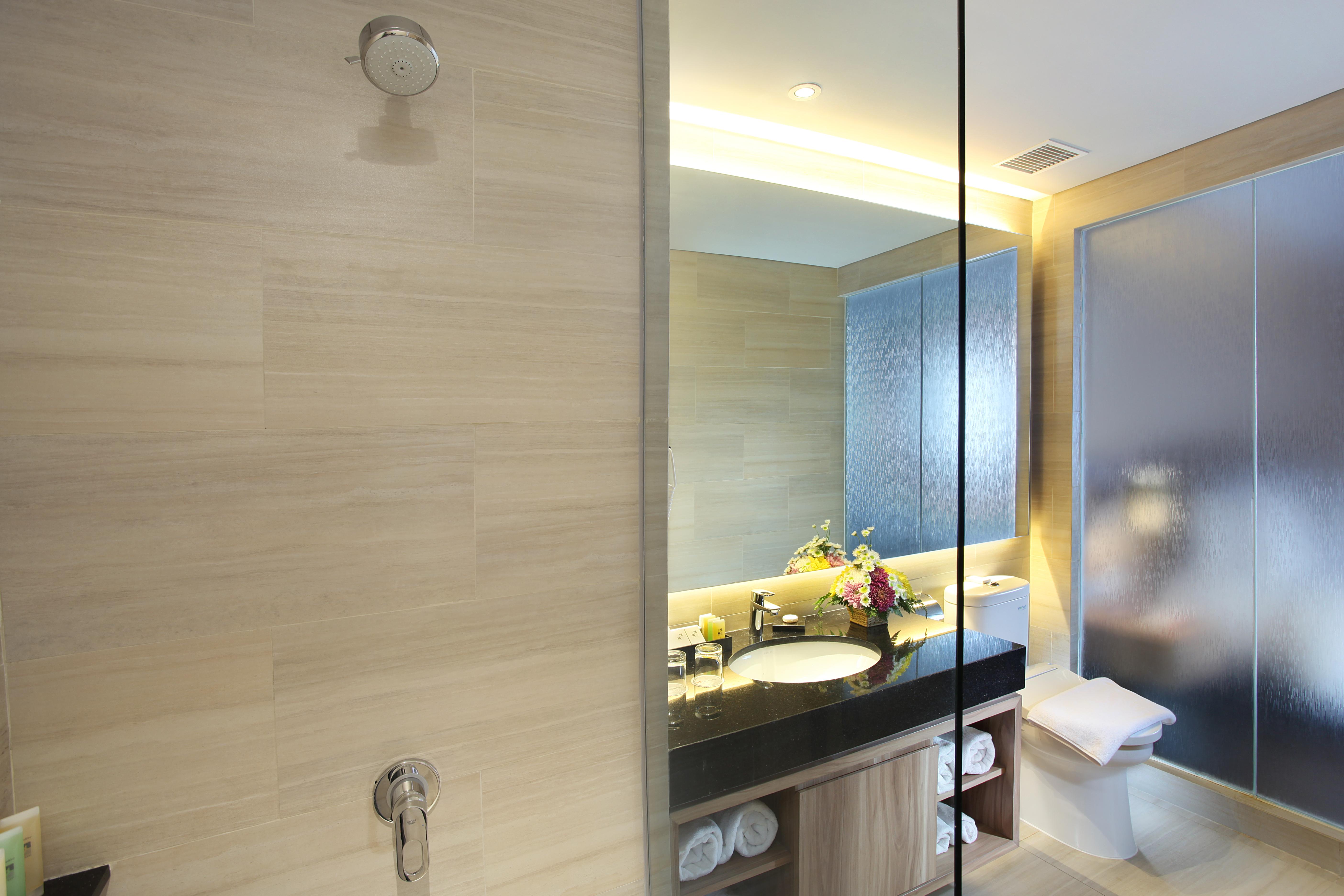 Swiss-Belinn Karawang Exterior foto