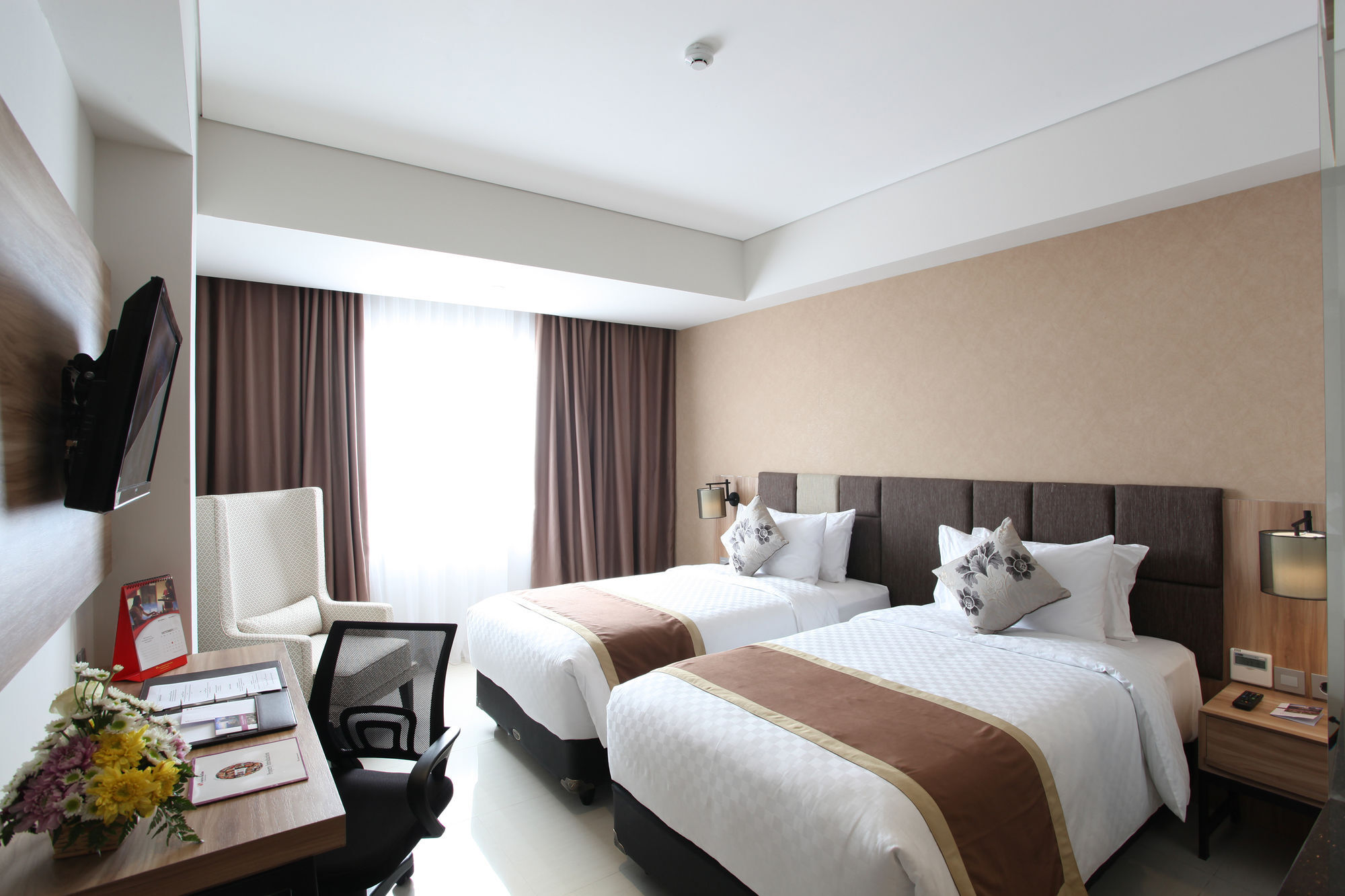 Swiss-Belinn Karawang Exterior foto