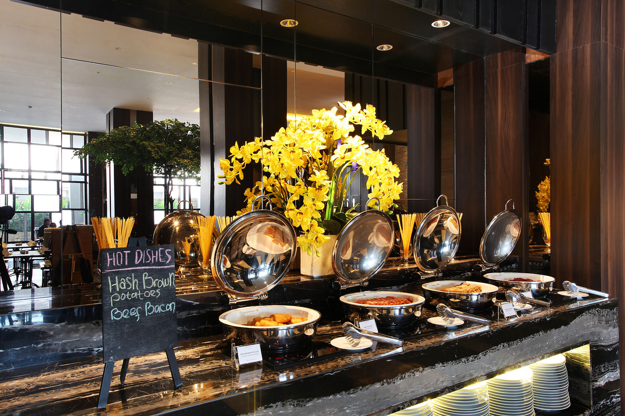 Swiss-Belinn Karawang Exterior foto